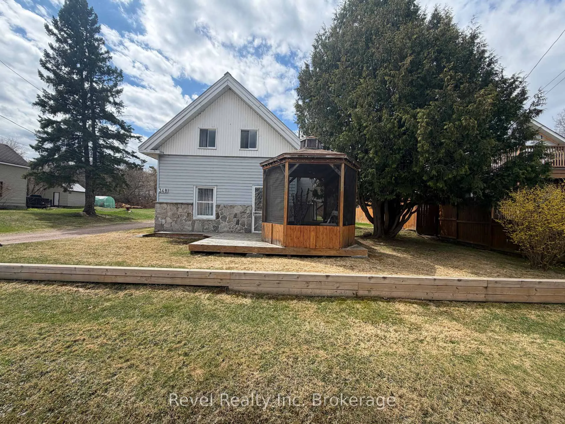 Photo 1 of 348 Poplar Street, Mattawa — HOMEH