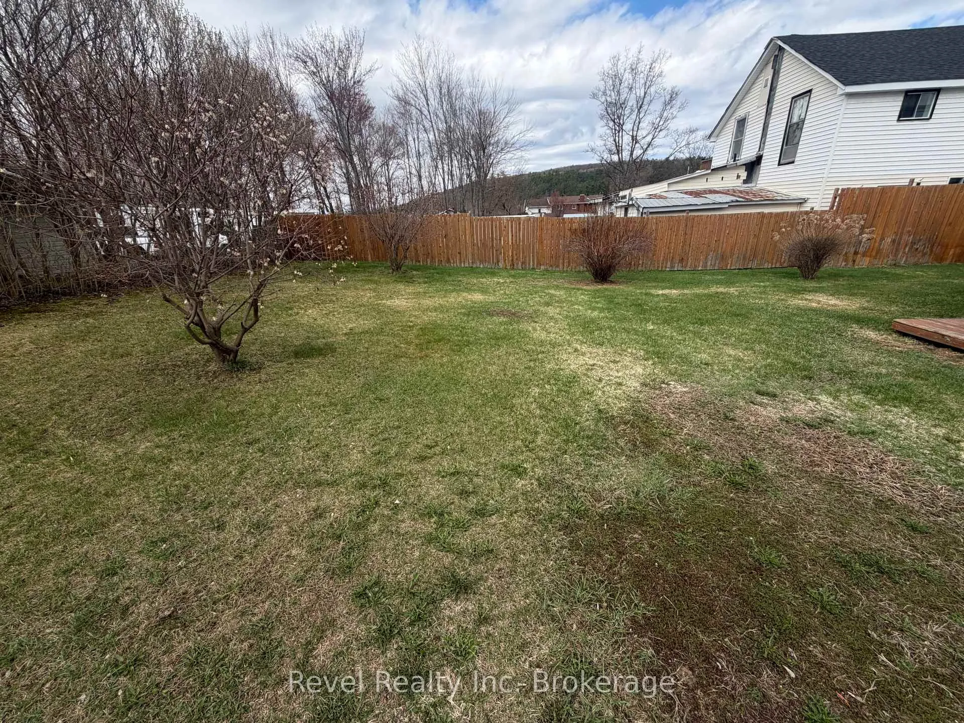 Photo 41 of 348 Poplar Street, Mattawa — HOMEH