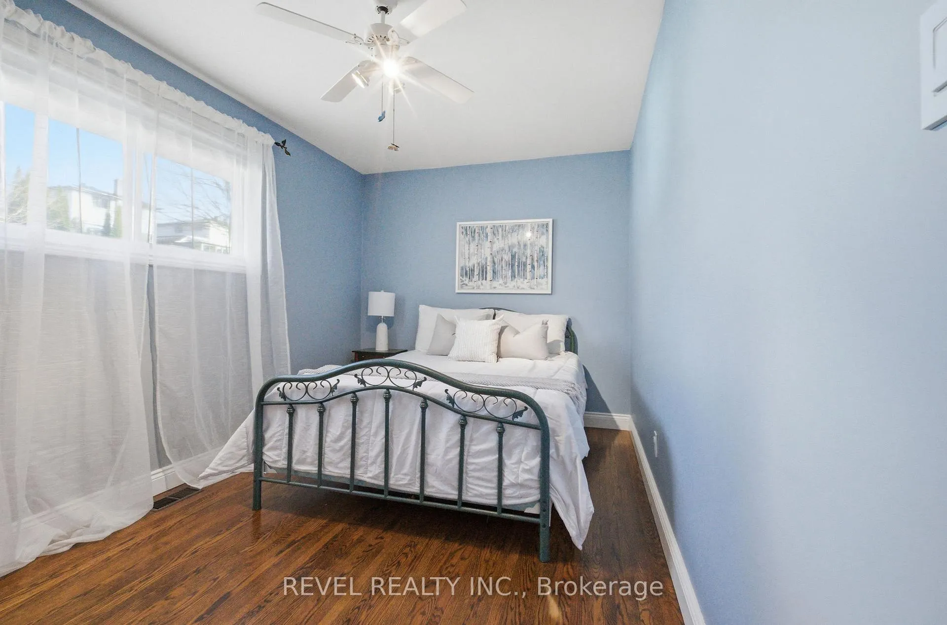 Photo 15 of 83 Keewatin Street S, Oshawa, Donevan — HOMEH