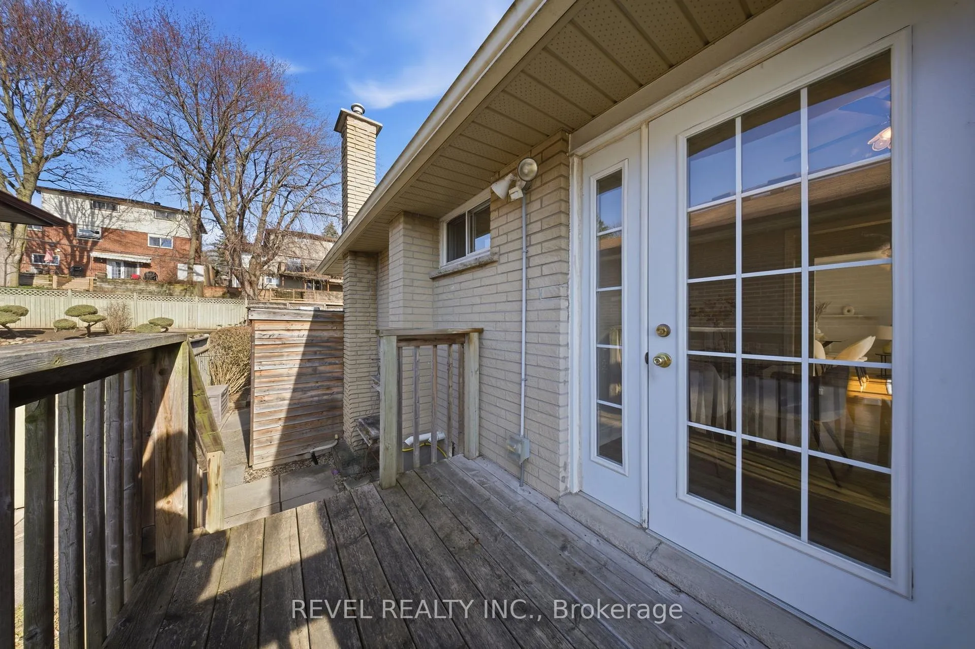 Photo 25 of 83 Keewatin Street S, Oshawa, Donevan — HOMEH