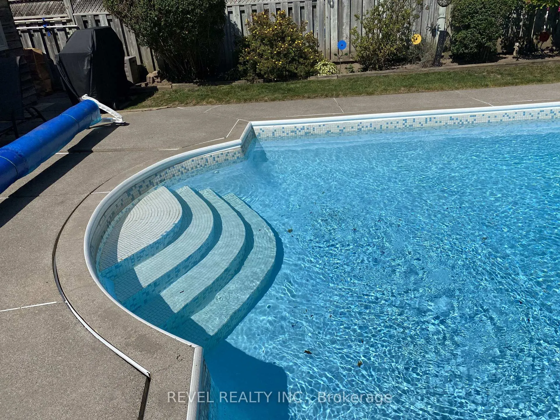Photo 29 of 83 Keewatin Street S, Oshawa, Donevan — HOMEH