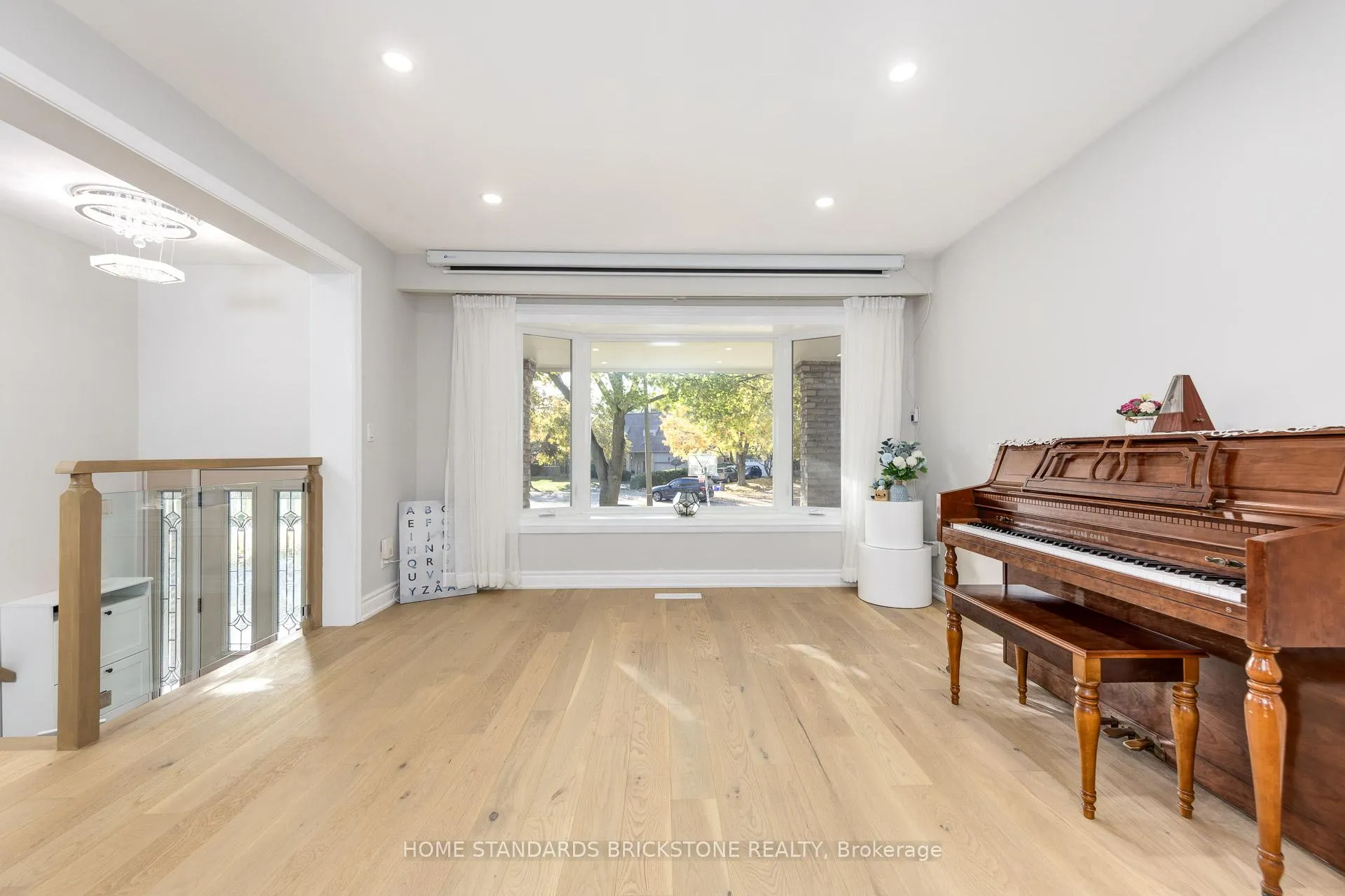 Photo 5 of 25 Hester Court, Markham, Royal Orchard — HOMEH