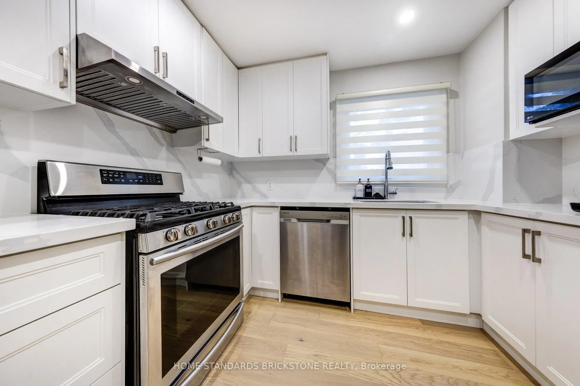 Photo 11 of 25 Hester Court, Markham, Royal Orchard — HOMEH