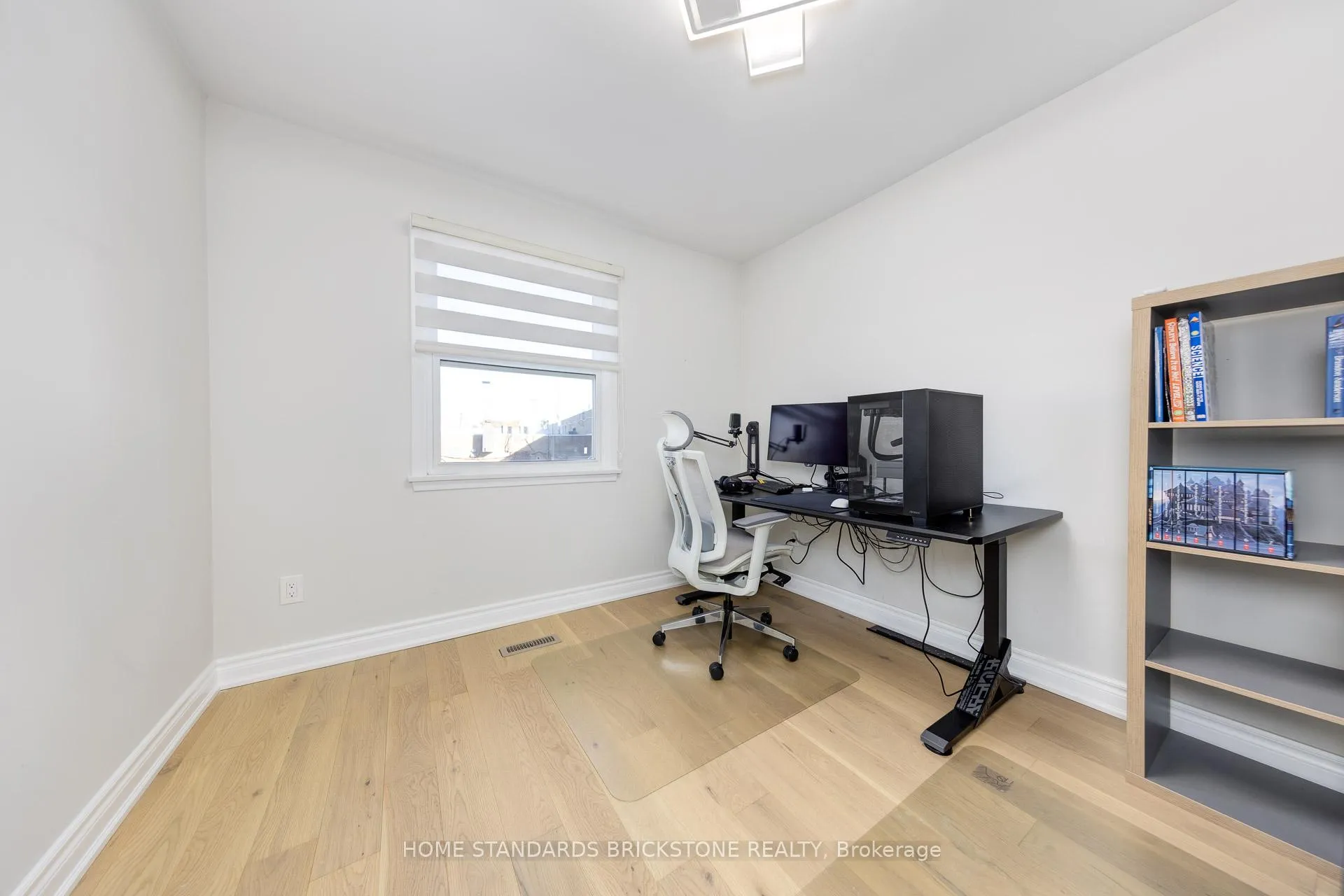 Photo 23 of 25 Hester Court, Markham, Royal Orchard — HOMEH
