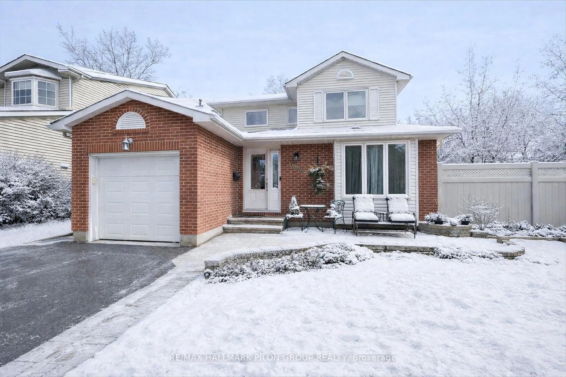 Photo 1 of 6093 Des Treflieres Gardens, Ottawa, Chapel Hill — HOMEH