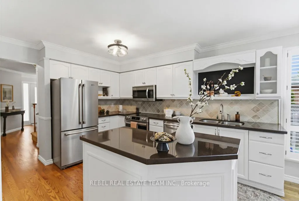 Photo 12 of 67 Avondale Drive, Clarington, Courtice — HOMEH