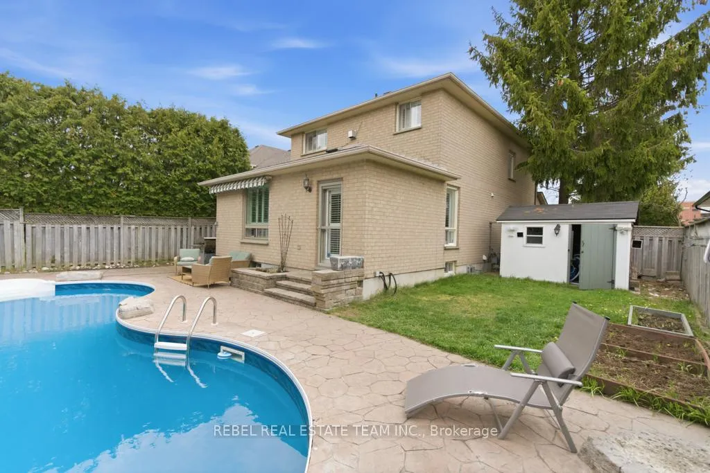 Photo 32 of 67 Avondale Drive, Clarington, Courtice — HOMEH