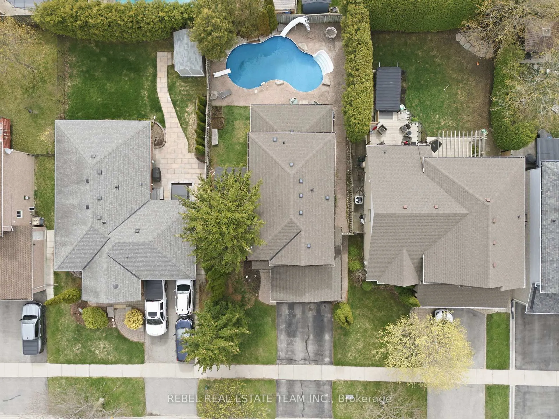 Photo 35 of 67 Avondale Drive, Clarington, Courtice — HOMEH