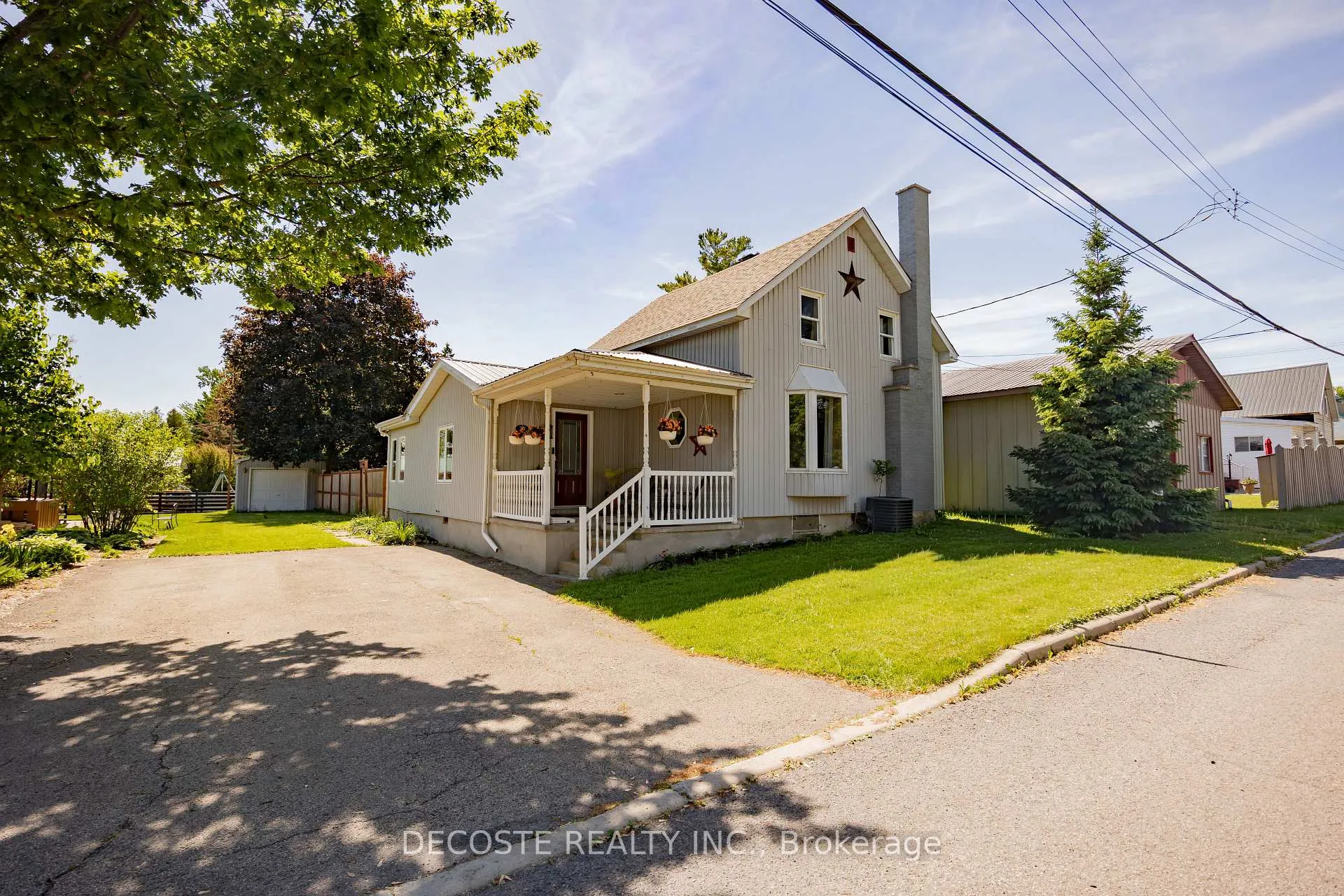 Photo 33 of 30 Harrison Street, North Glengarry, Alexandria — HOMEH