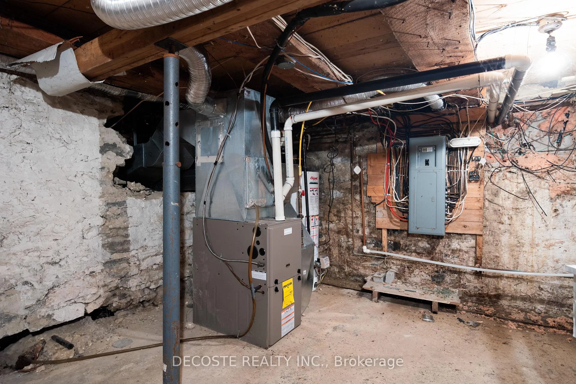 Photo 65 of 30 Harrison Street, North Glengarry, Alexandria — HOMEH