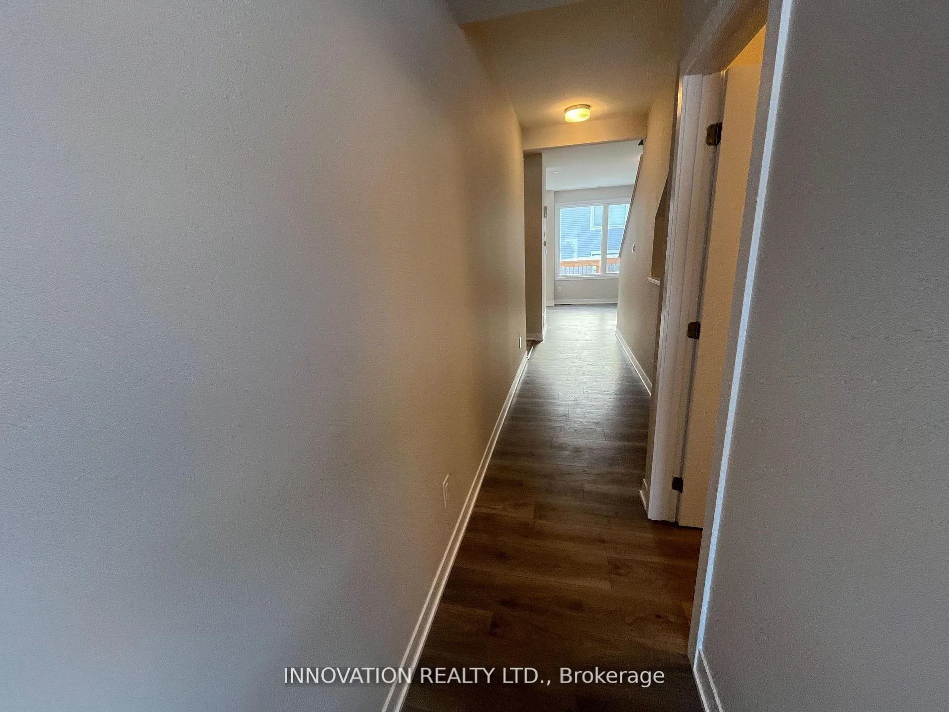 Photo 3 of 538 Promontory Place, Ottawa, Barrhaven - Half Moon Bay — HOMEH