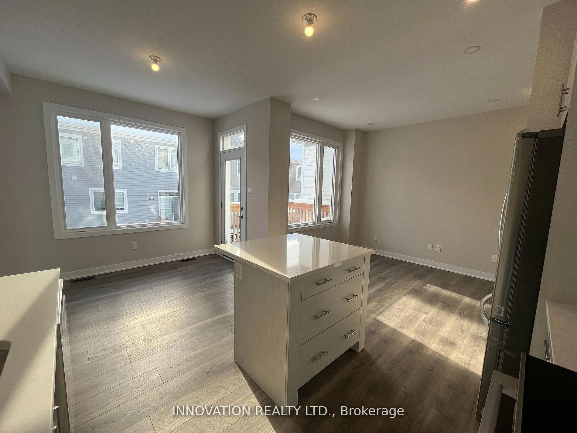 Photo 8 of 538 Promontory Place, Ottawa, Barrhaven - Half Moon Bay — HOMEH