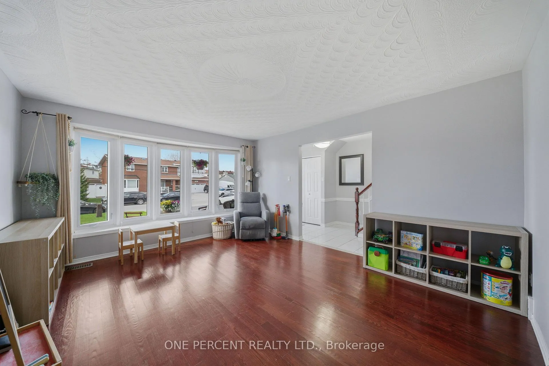 Photo 14 of 1446 Goth Avenue, Ottawa, Blossom Park/Kemp Park/Findlay Creek — HOMEH