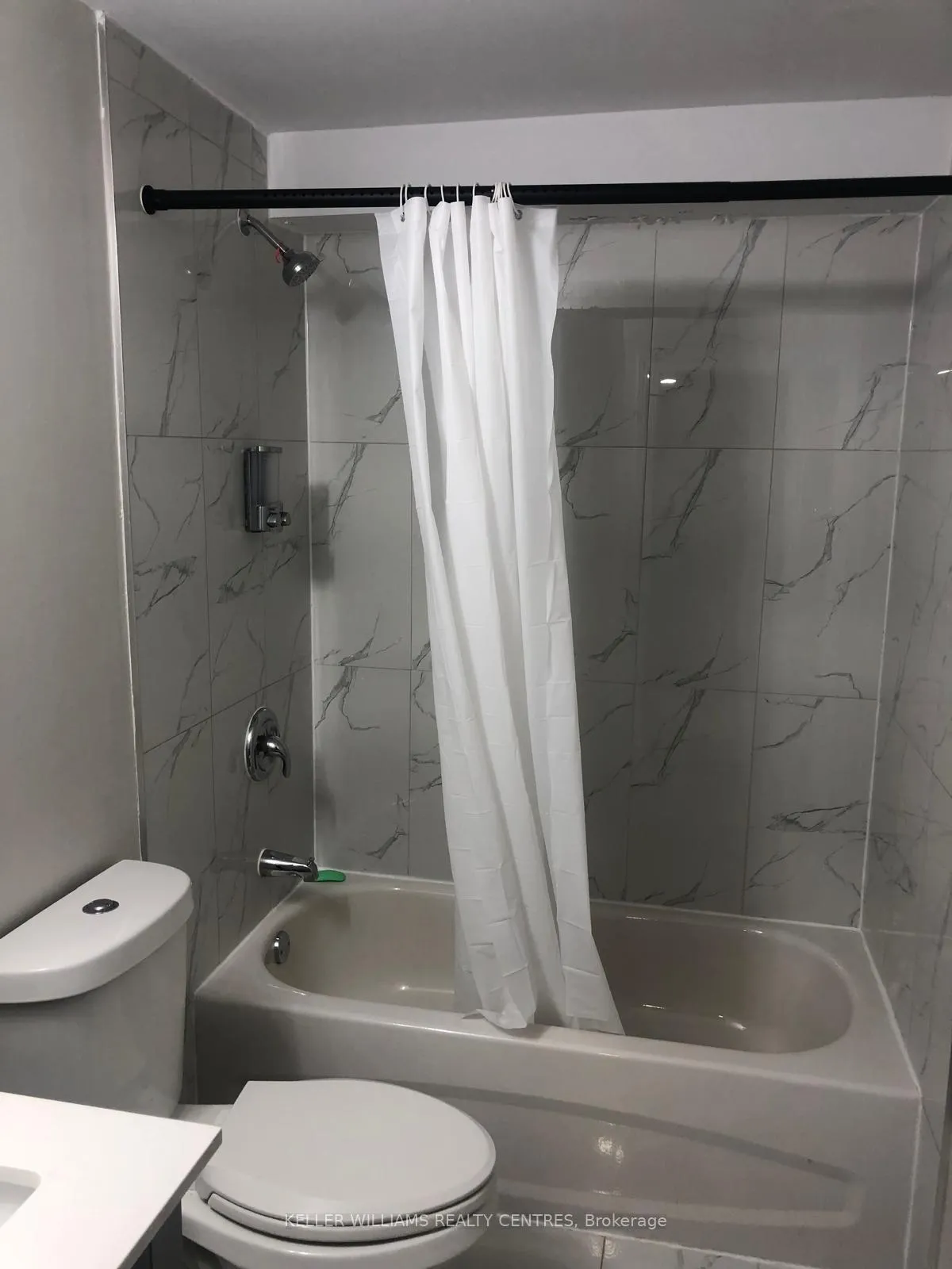 Photo 9 of 24 Hoxton Road E, Brampton, Northwest Brampton — HOMEH