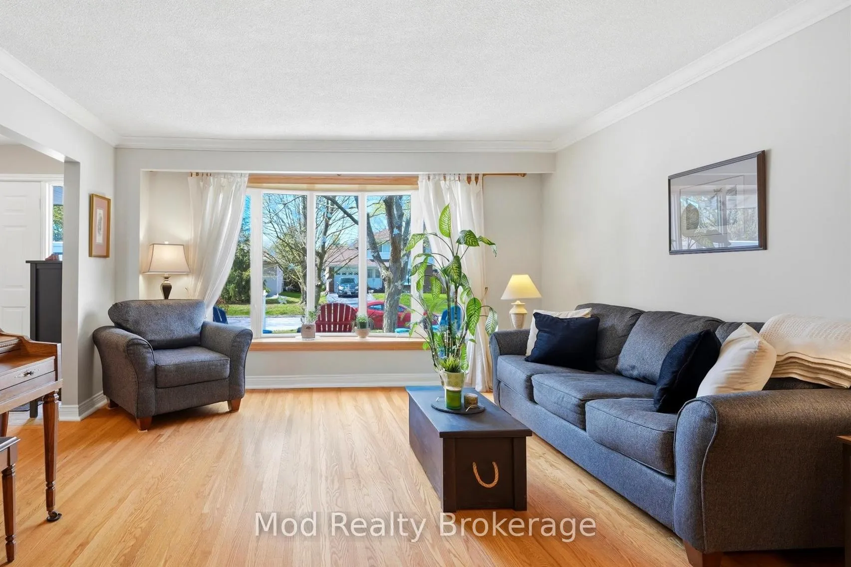 Photo 6 of 3070 Northview Crescent, Burlington, Palmer — HOMEH