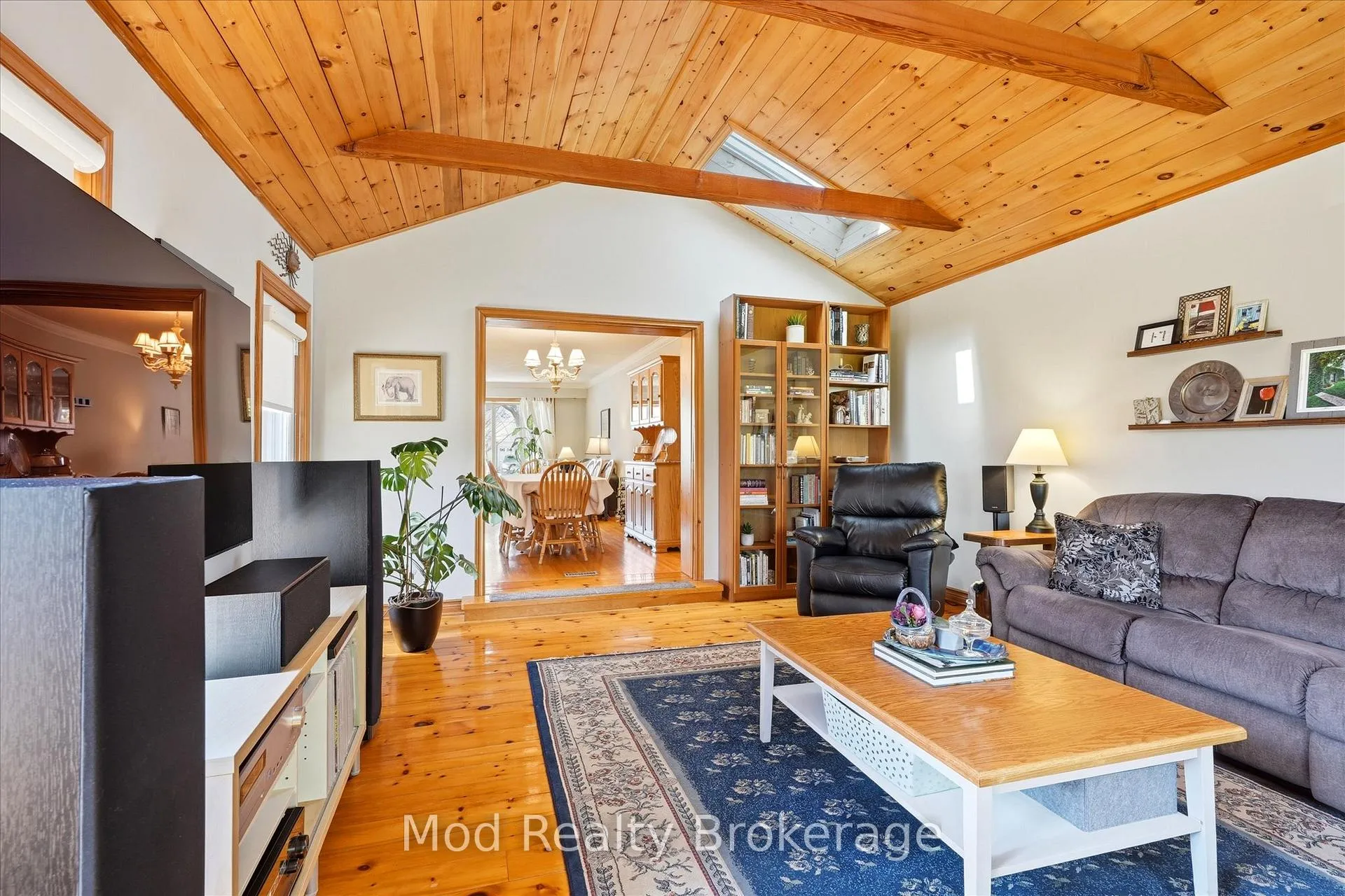 Photo 9 of 3070 Northview Crescent, Burlington, Palmer — HOMEH