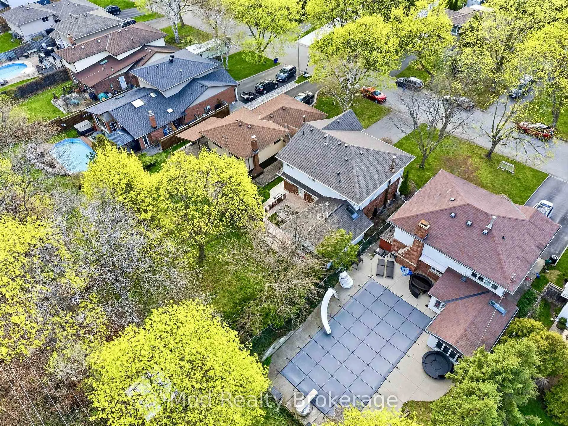 Photo 33 of 3070 Northview Crescent, Burlington, Palmer — HOMEH