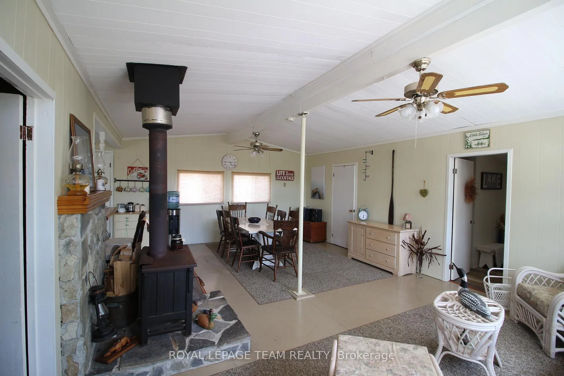 Photo 10 of 315 Silvery Lane, Tay Valley, Bathurst/Burgess & Sherbrooke (South Sherbrooke) Twp — HOMEH