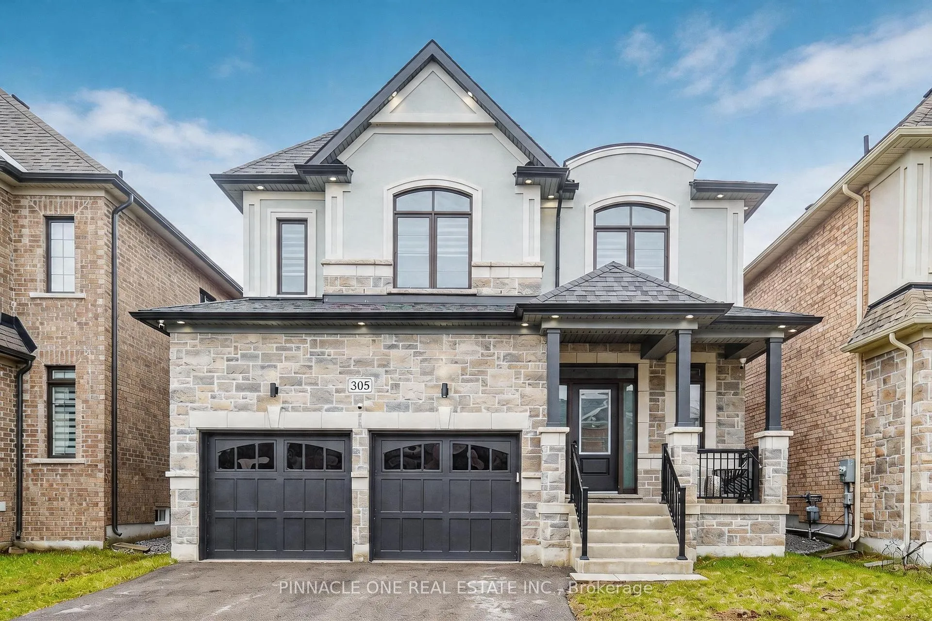 Photo 4 of 305 Danny Wheeler Boulevard, Georgina, Keswick North — HOMEH
