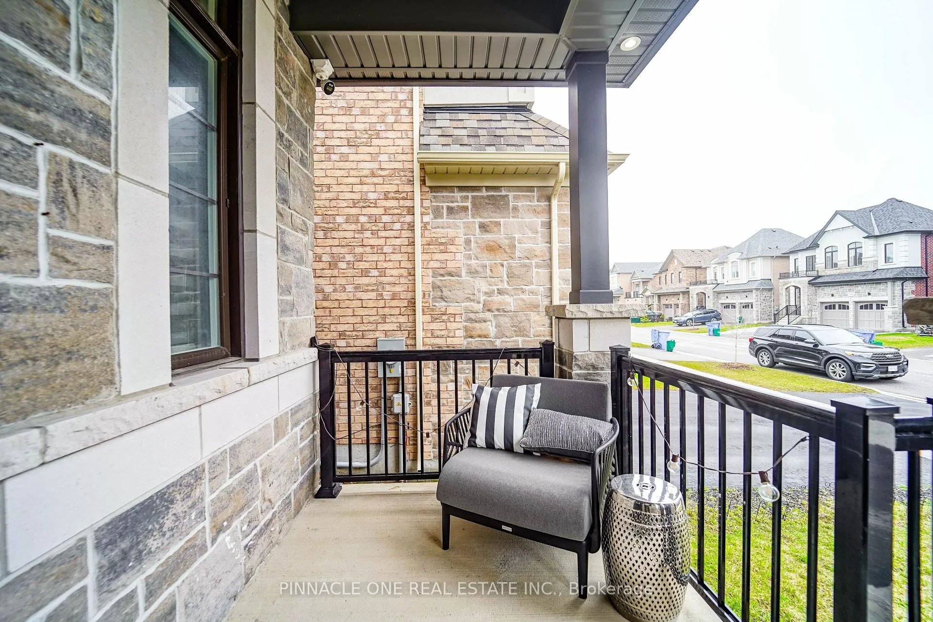 Photo 7 of 305 Danny Wheeler Boulevard, Georgina, Keswick North — HOMEH