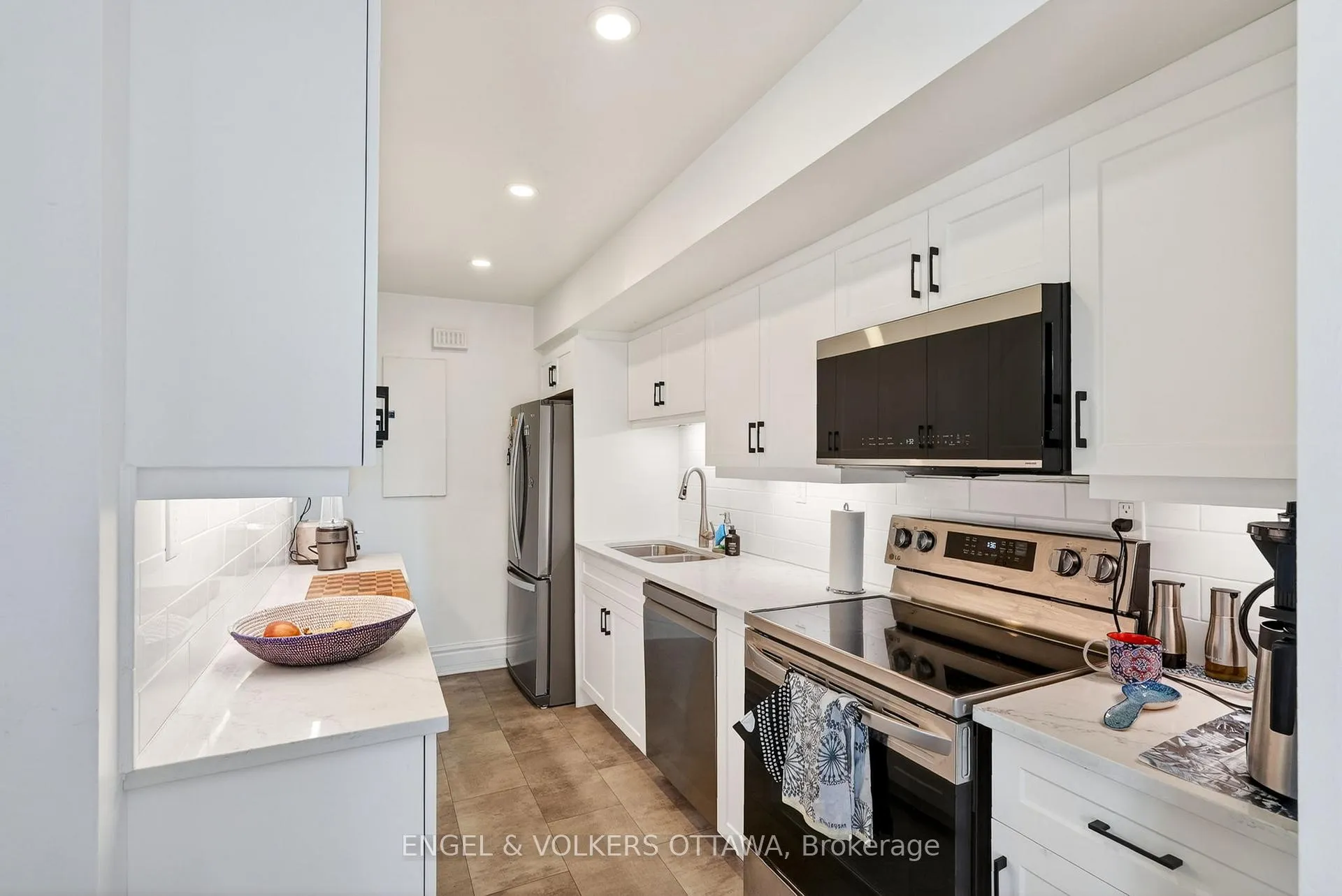 Photo 22 of Unit 2, 120 Lewis Street, Ottawa, Ottawa Centre/Golden Triangle — HOMEH