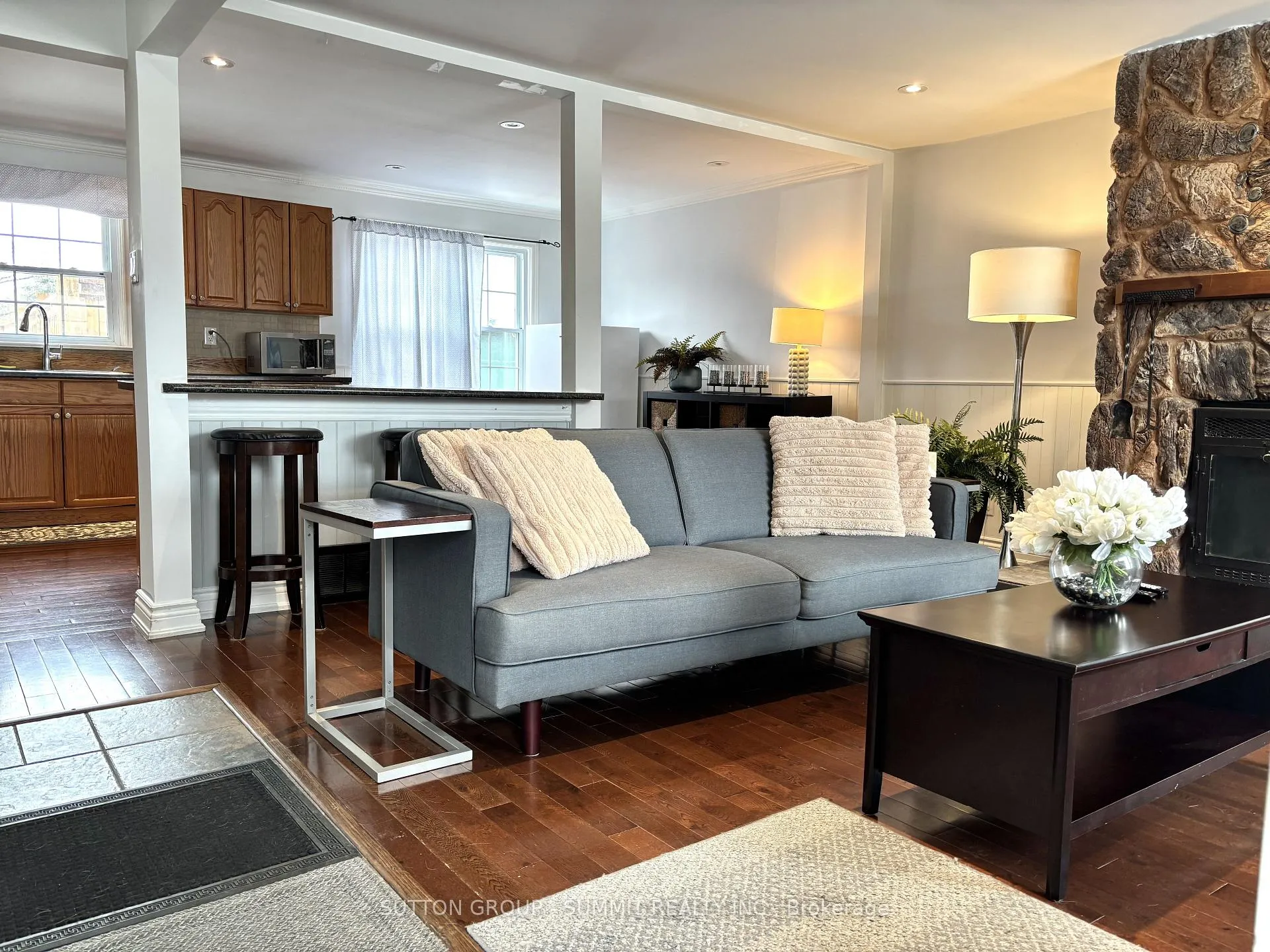 Photo 2 of 2958 King Street, Caledon, Rural Caledon — HOMEH