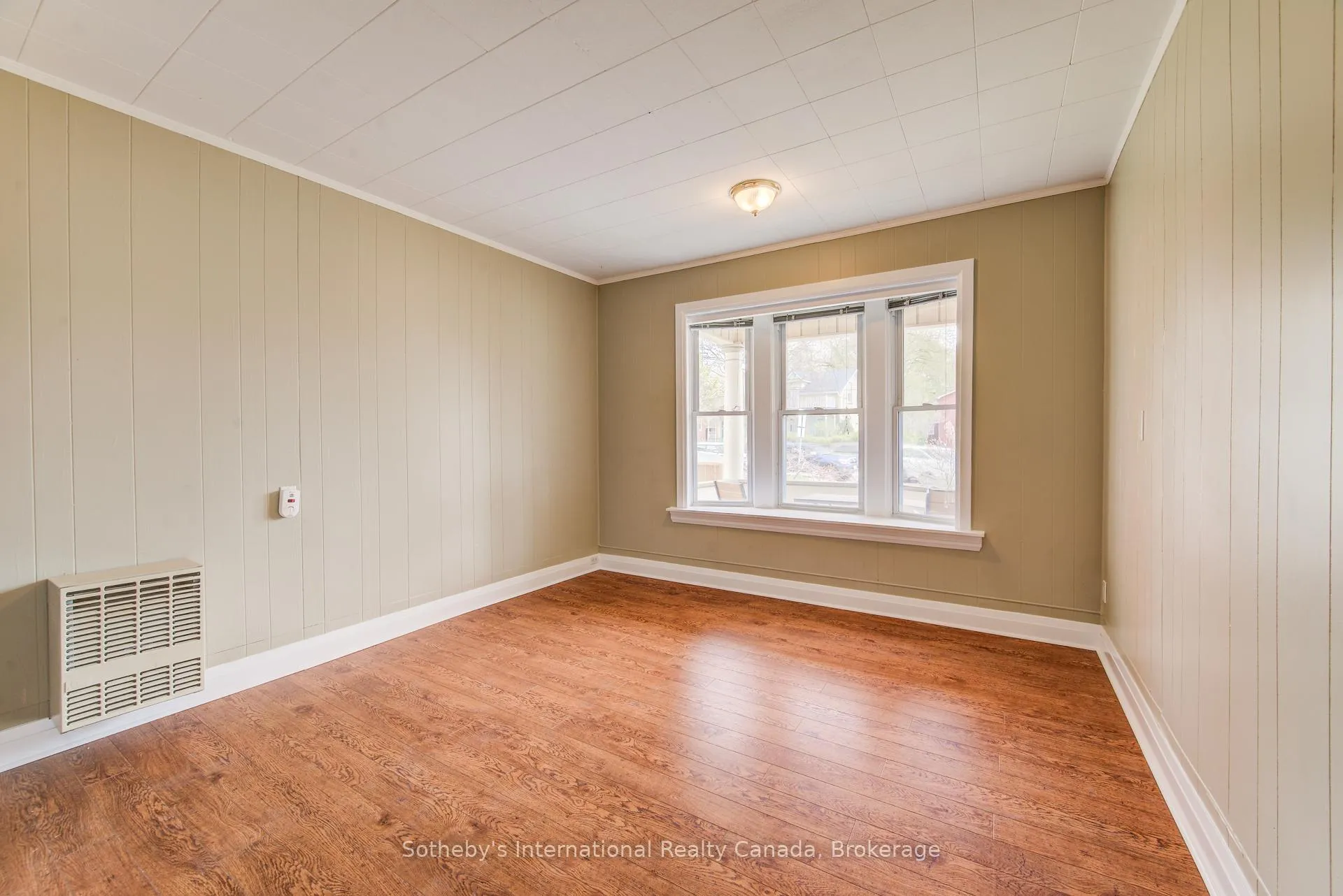 Photo 17 of 306 Guelph Street, Kitchener — HOMEH