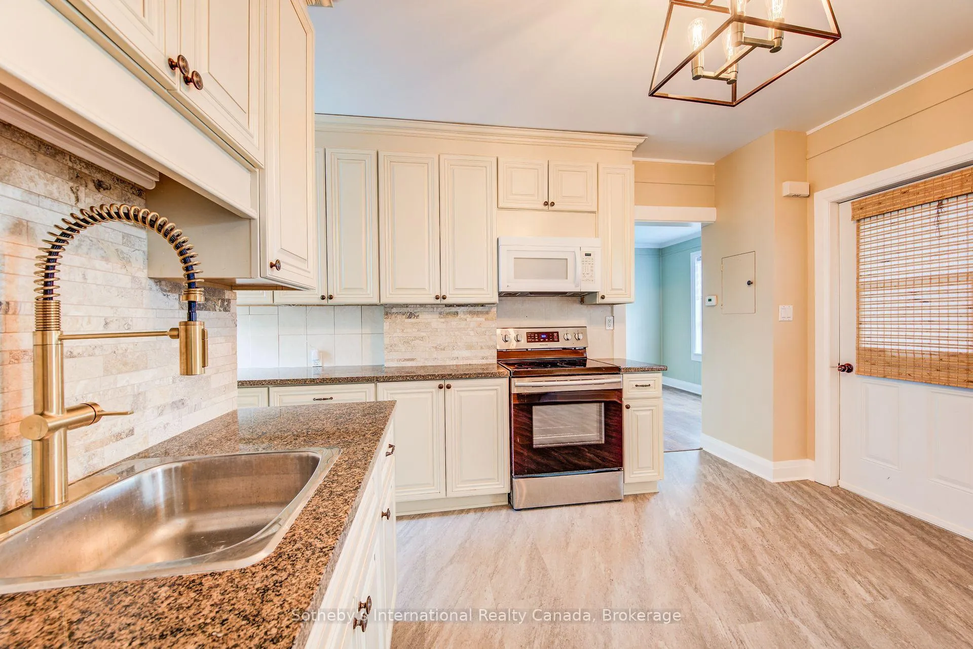 Photo 23 of 306 Guelph Street, Kitchener — HOMEH