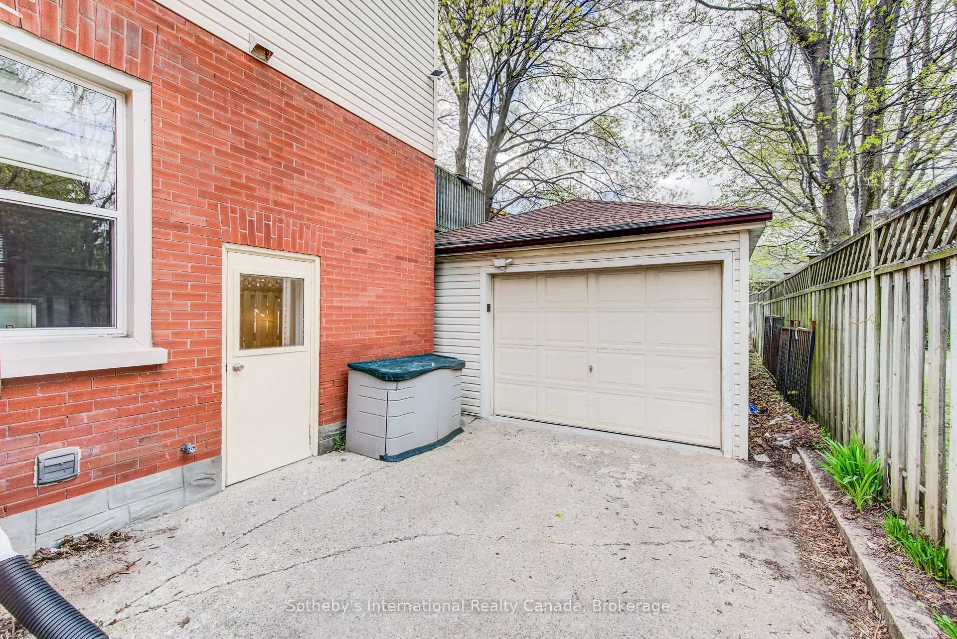 Photo 33 of 306 Guelph Street, Kitchener — HOMEH