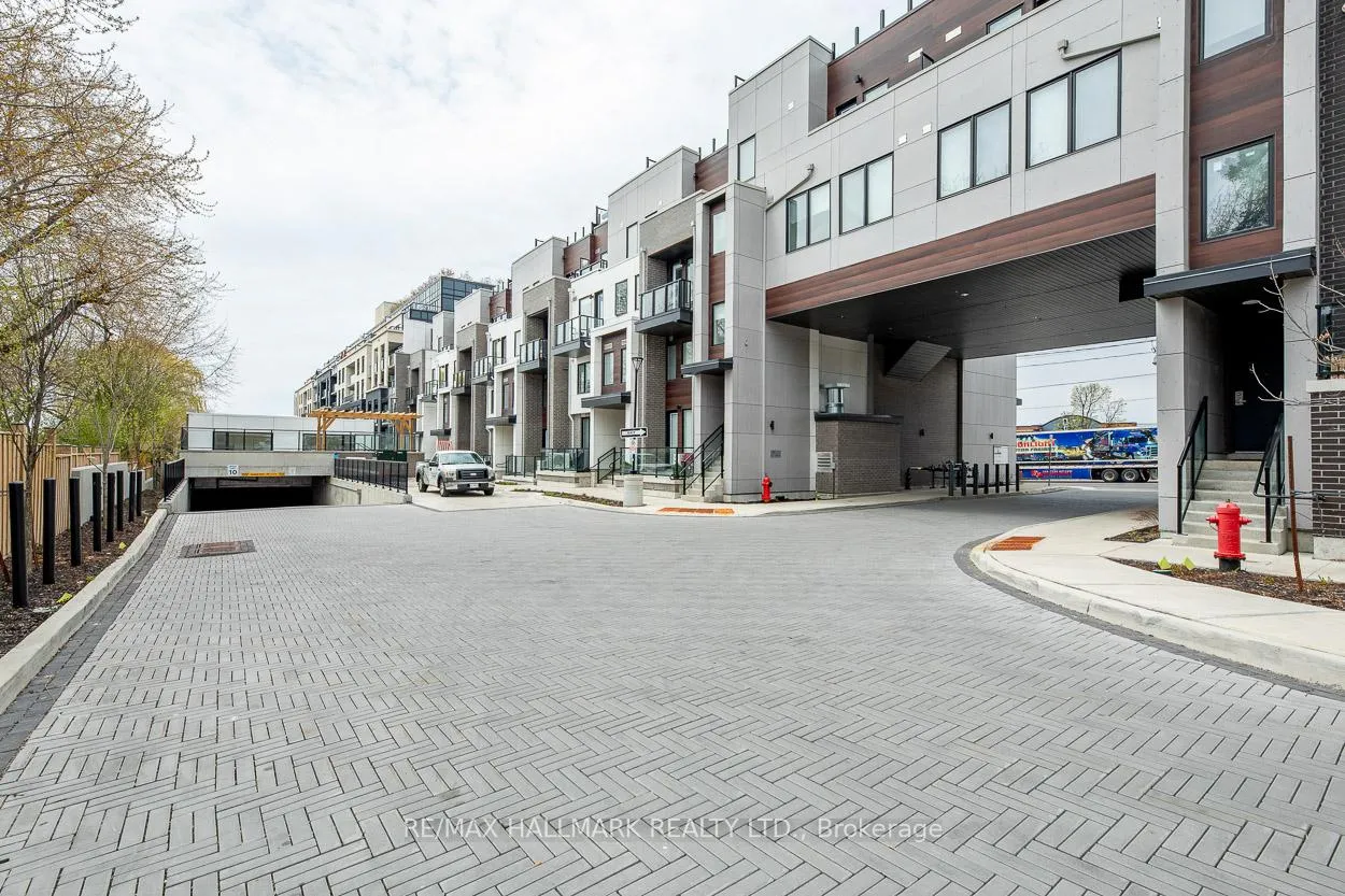 Photo 2 of Unit 5, 1475 O'Connor Drive, Toronto, O'Connor-Parkview — HOMEH