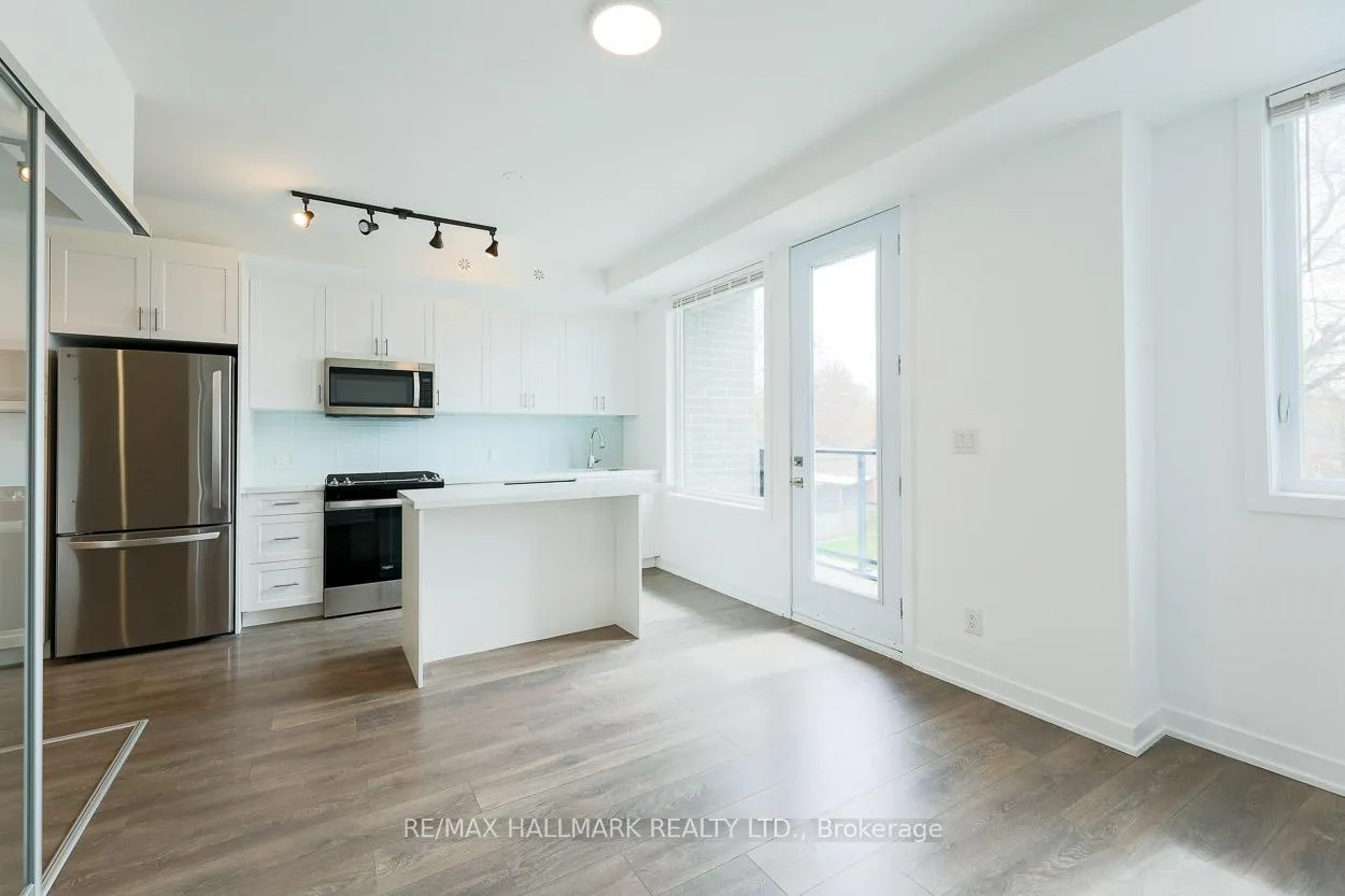 Photo 5 of Unit 5, 1475 O'Connor Drive, Toronto, O'Connor-Parkview — HOMEH
