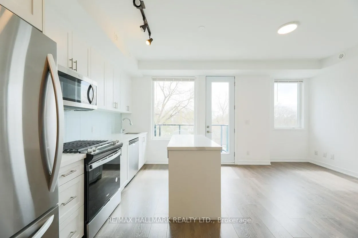 Photo 12 of Unit 5, 1475 O'Connor Drive, Toronto, O'Connor-Parkview — HOMEH