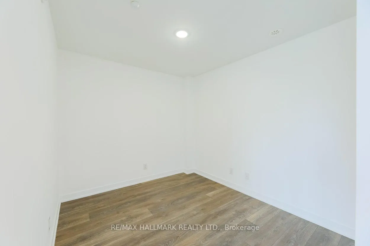 Photo 18 of Unit 5, 1475 O'Connor Drive, Toronto, O'Connor-Parkview — HOMEH