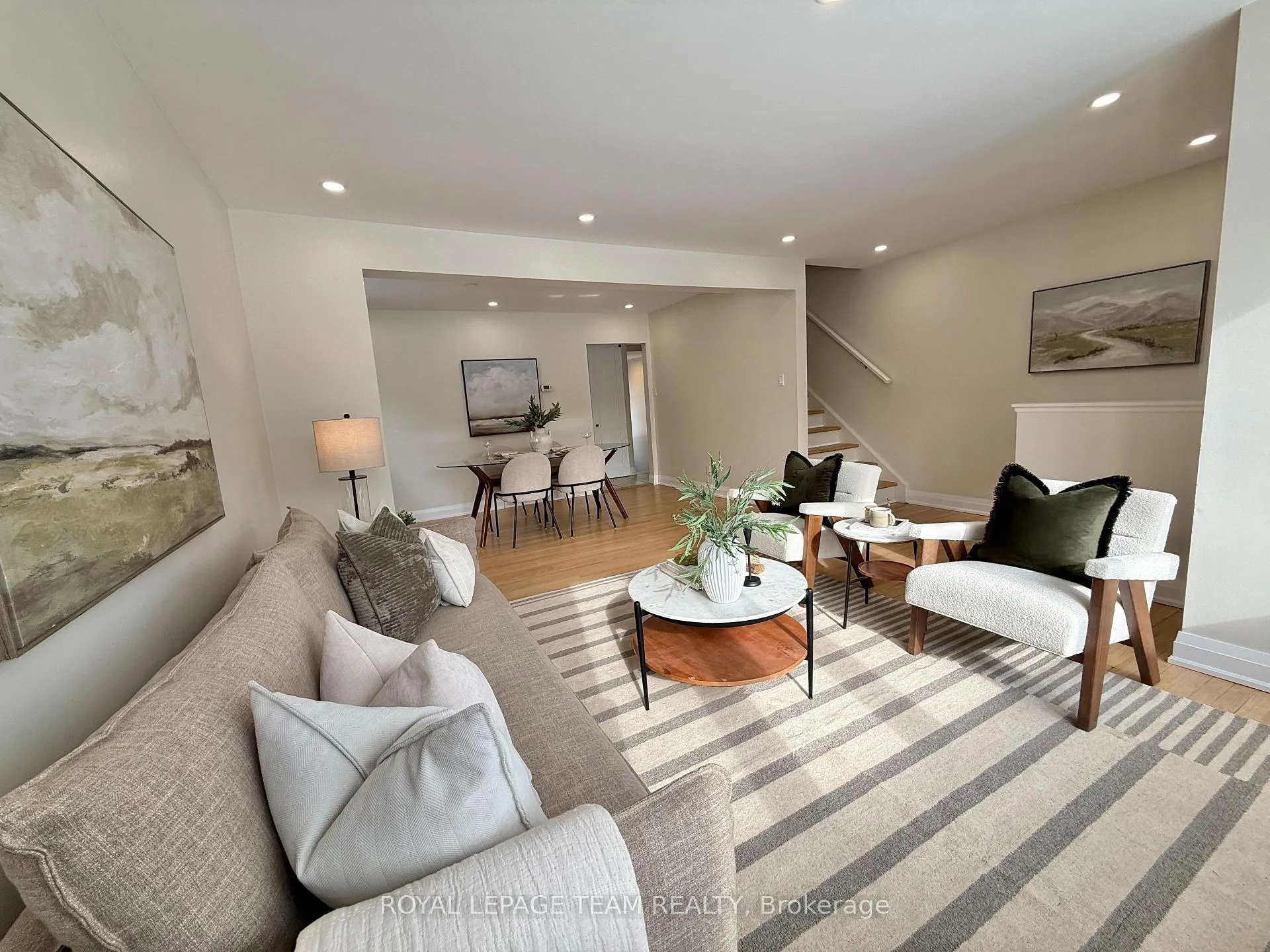 Photo 4 of 973 Eiffel Avenue, Ottawa, Carleton Square — HOMEH