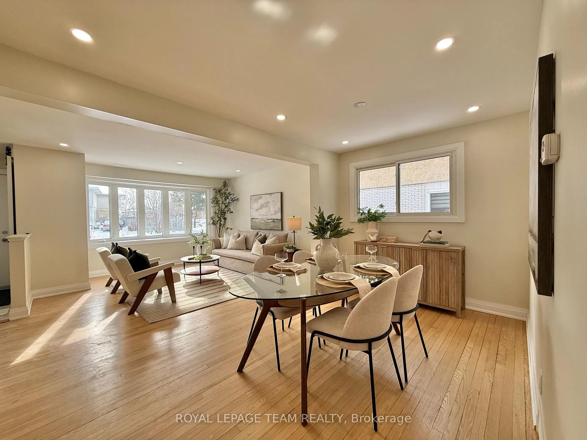 Photo 7 of 973 Eiffel Avenue, Ottawa, Carleton Square — HOMEH