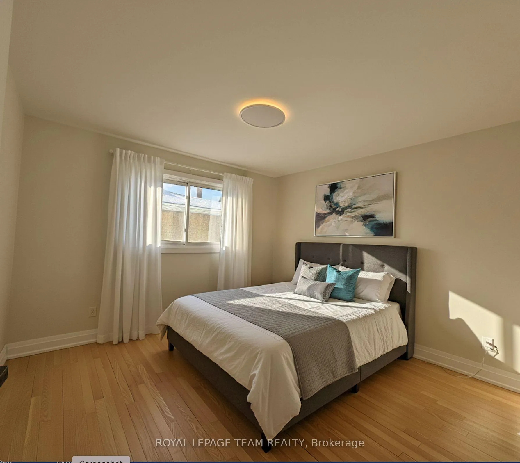 Photo 13 of 973 Eiffel Avenue, Ottawa, Carleton Square — HOMEH