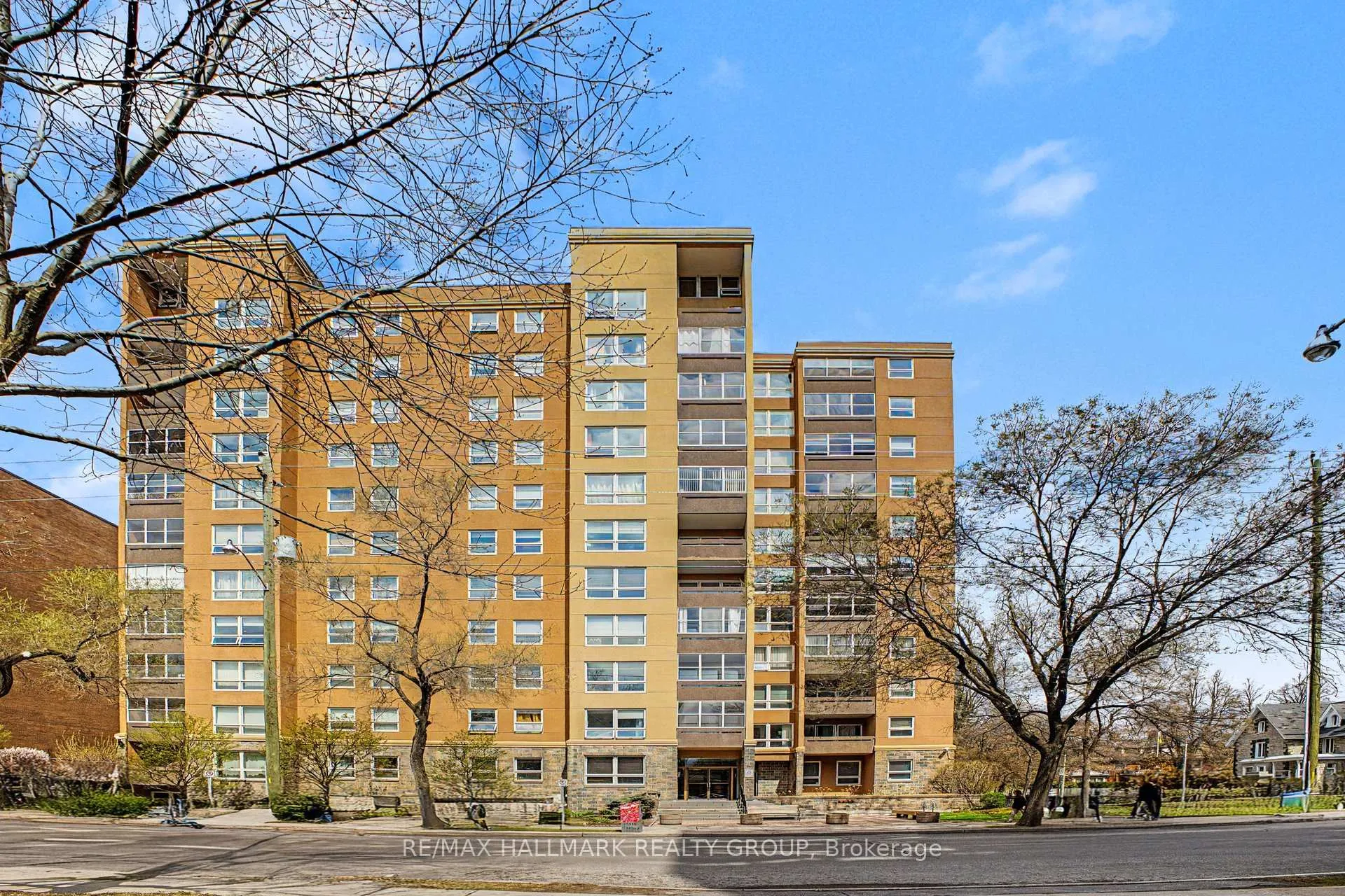 Photo 1 of Unit 405, 373 Laurier Avenue E, Ottawa, Sandy Hill — HOMEH