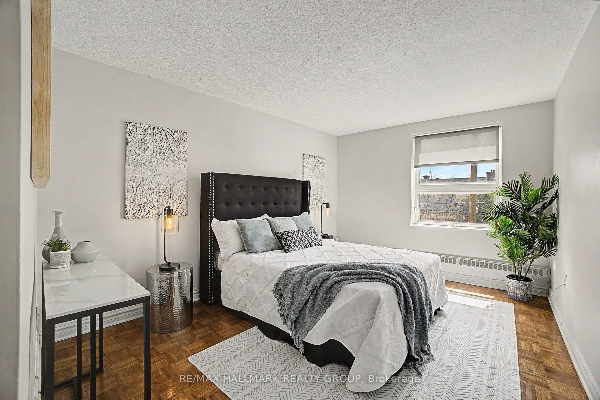 Photo 17 of Unit 405, 373 Laurier Avenue E, Ottawa, Sandy Hill — HOMEH