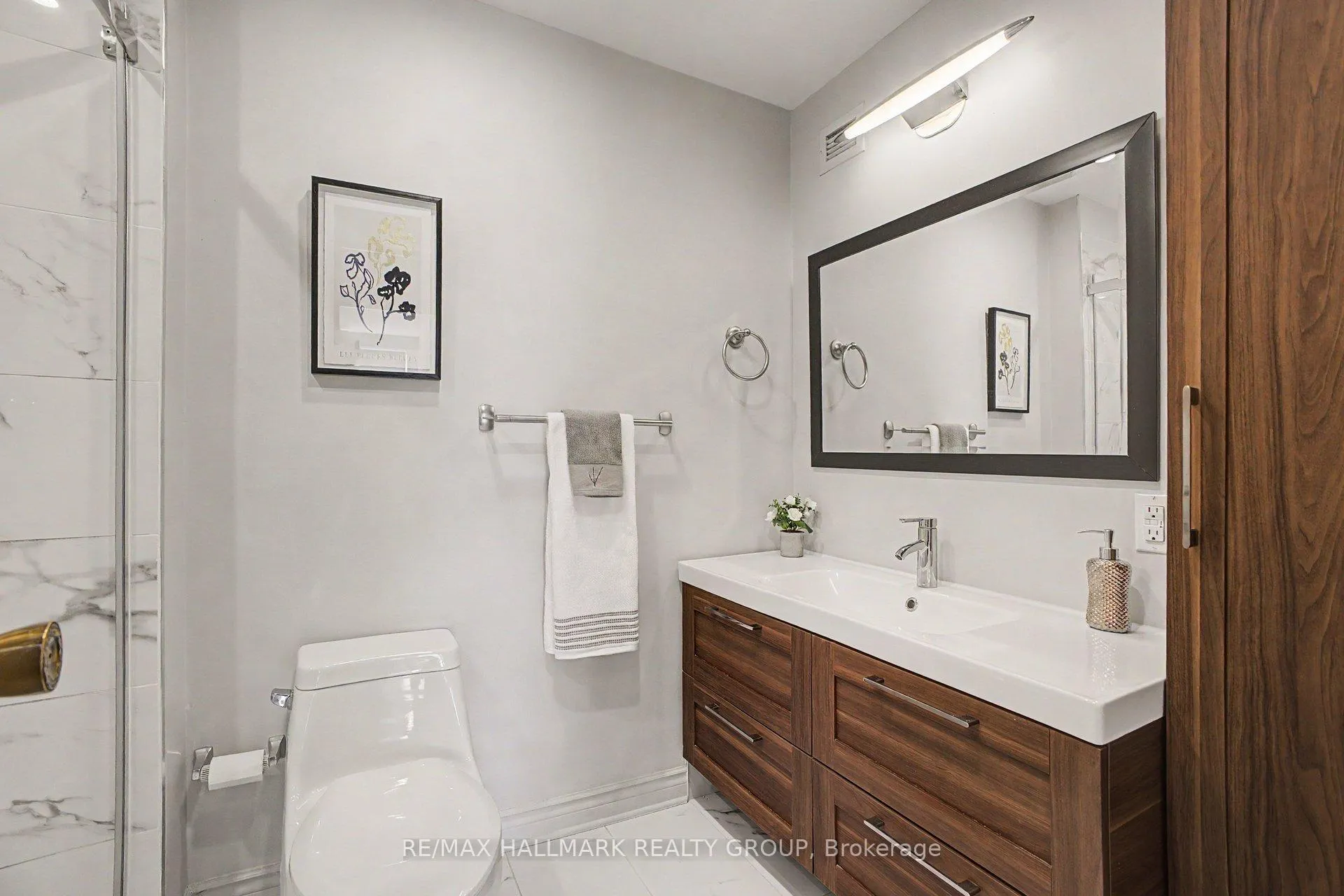 Photo 22 of Unit 405, 373 Laurier Avenue E, Ottawa, Sandy Hill — HOMEH