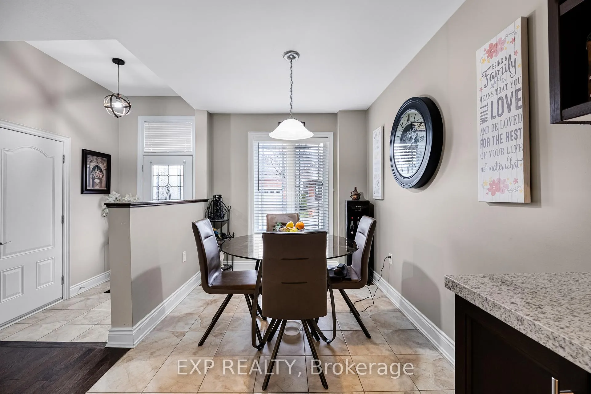 Photo 3 of 21 Upper Highland, New Tecumseth, Alliston — HOMEH