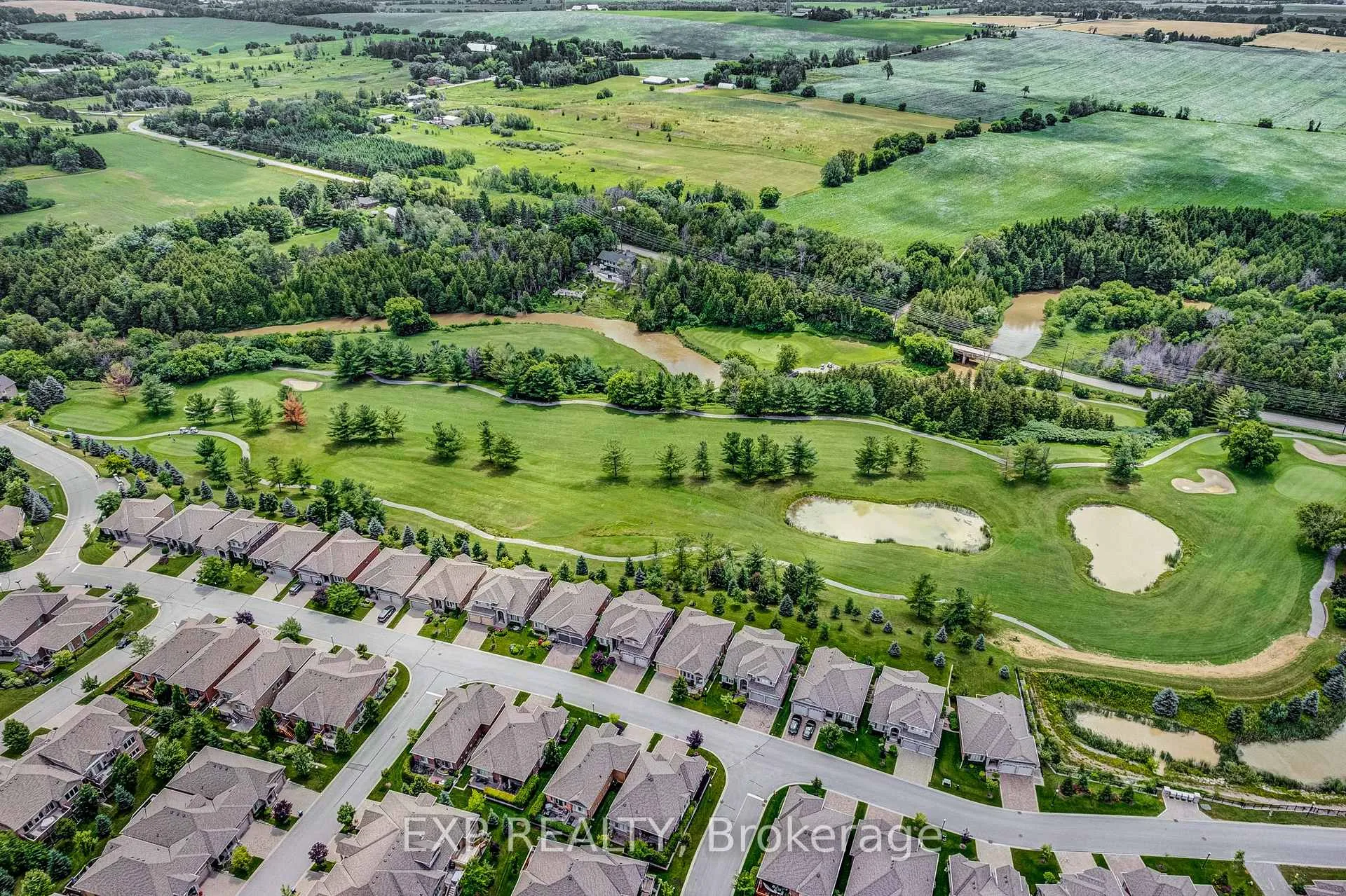 Photo 32 of 21 Upper Highland, New Tecumseth, Alliston — HOMEH