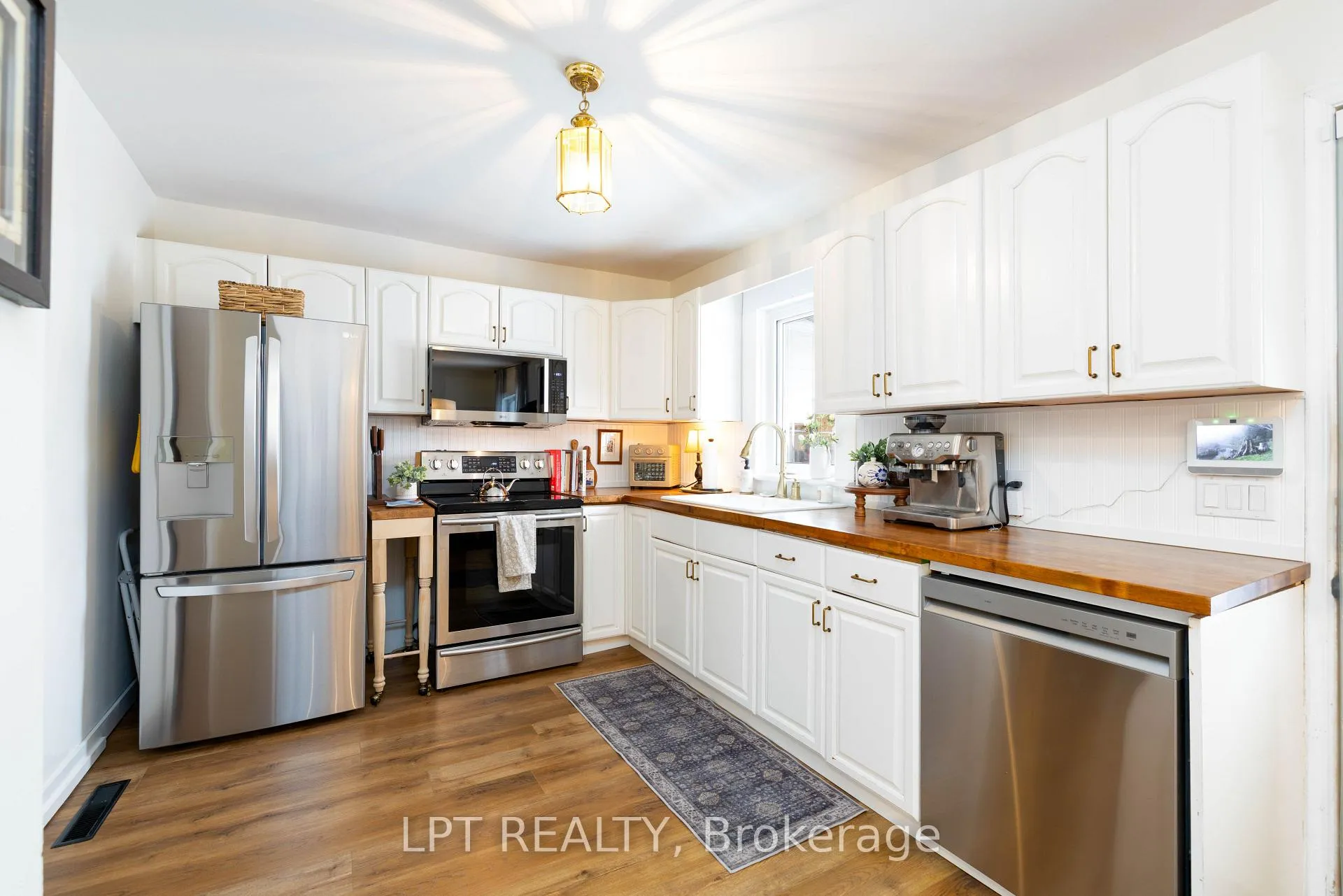 Photo 8 of 408 Main Street E, Shelburne — HOMEH