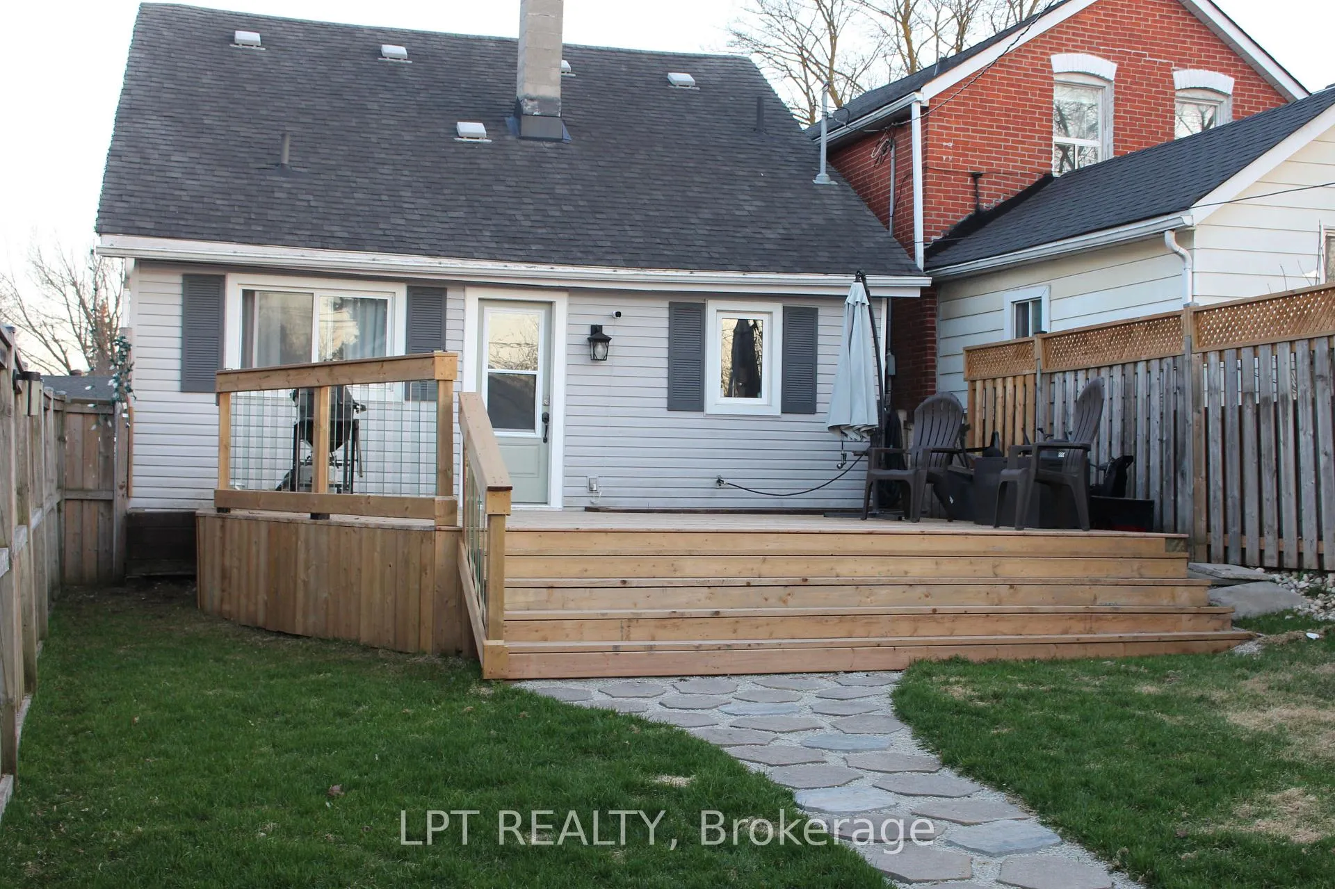 Photo 24 of 408 Main Street E, Shelburne — HOMEH