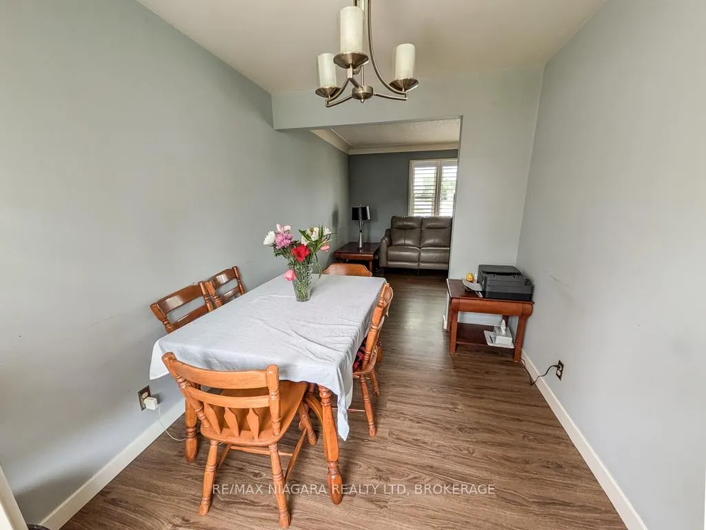 Photo 8 of 6774 Glendoone Street, Niagara Falls, Stamford — HOMEH
