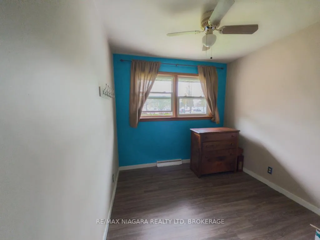 Photo 13 of 6774 Glendoone Street, Niagara Falls, Stamford — HOMEH