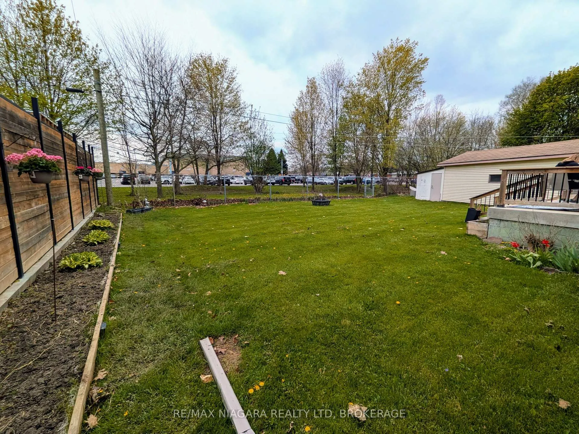 Photo 21 of 6774 Glendoone Street, Niagara Falls, Stamford — HOMEH