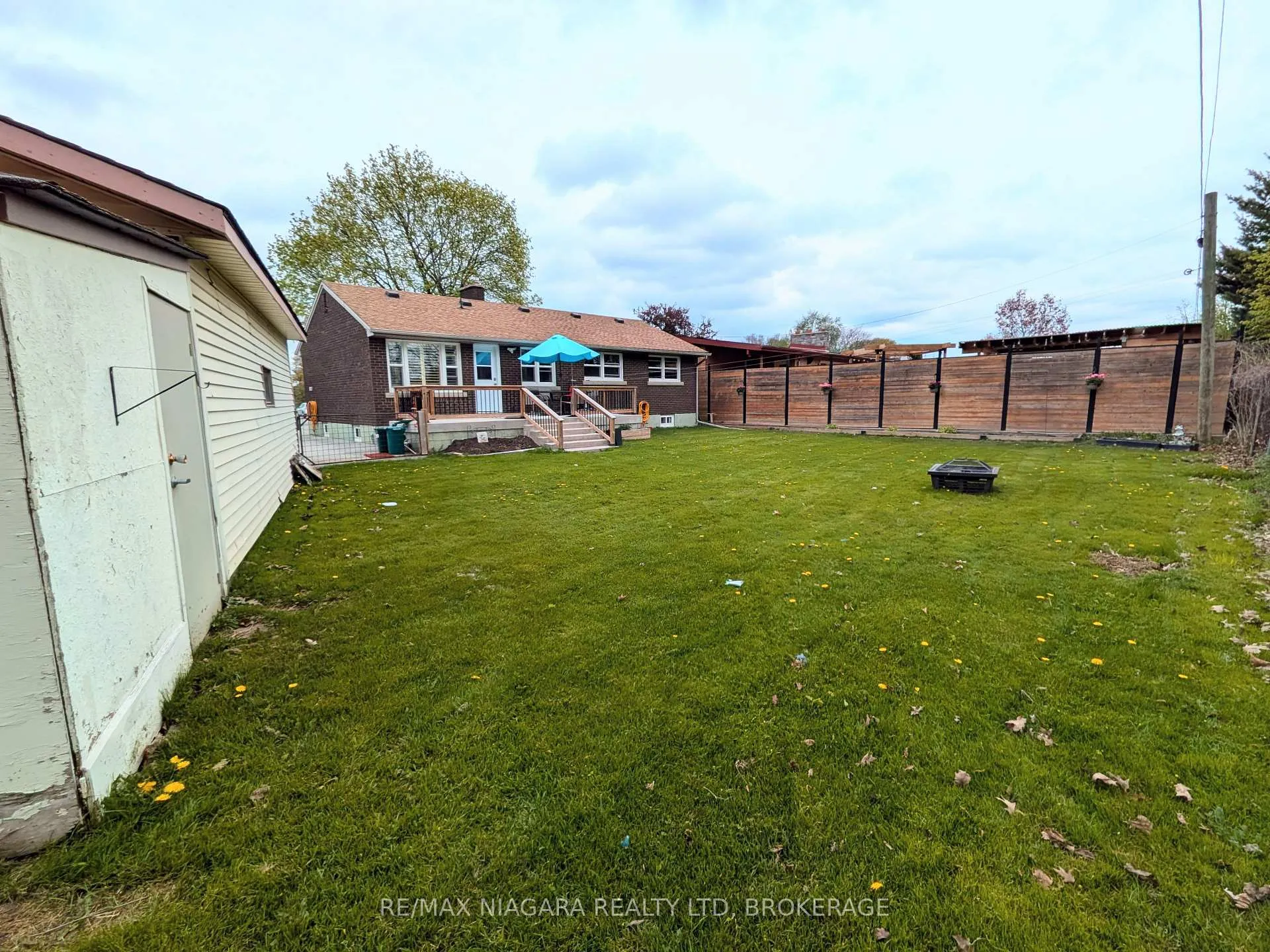 Photo 22 of 6774 Glendoone Street, Niagara Falls, Stamford — HOMEH