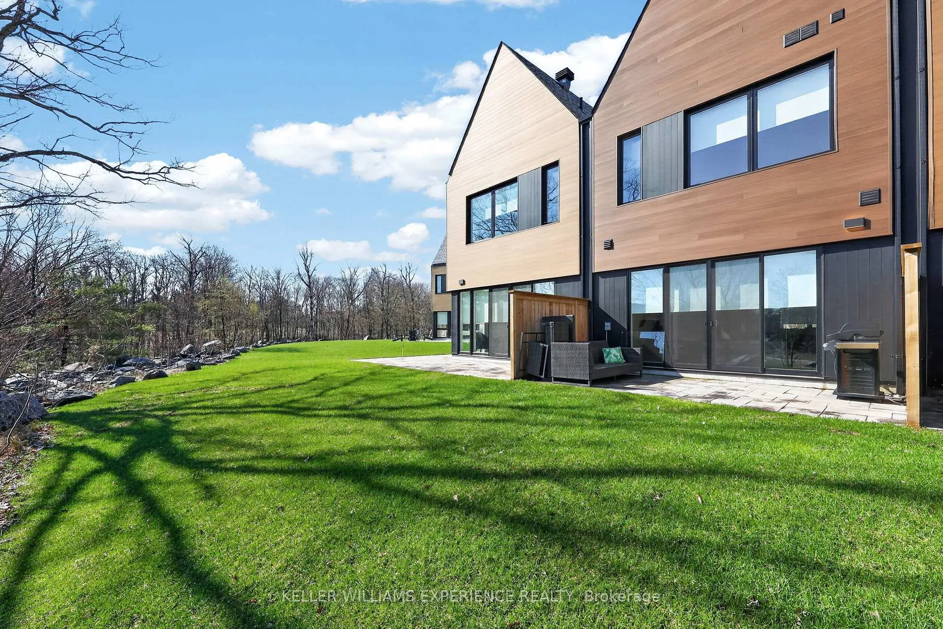 Photo 22 of 31 Rockmount Crescent, Gravenhurst, Muskoka (S) — HOMEH