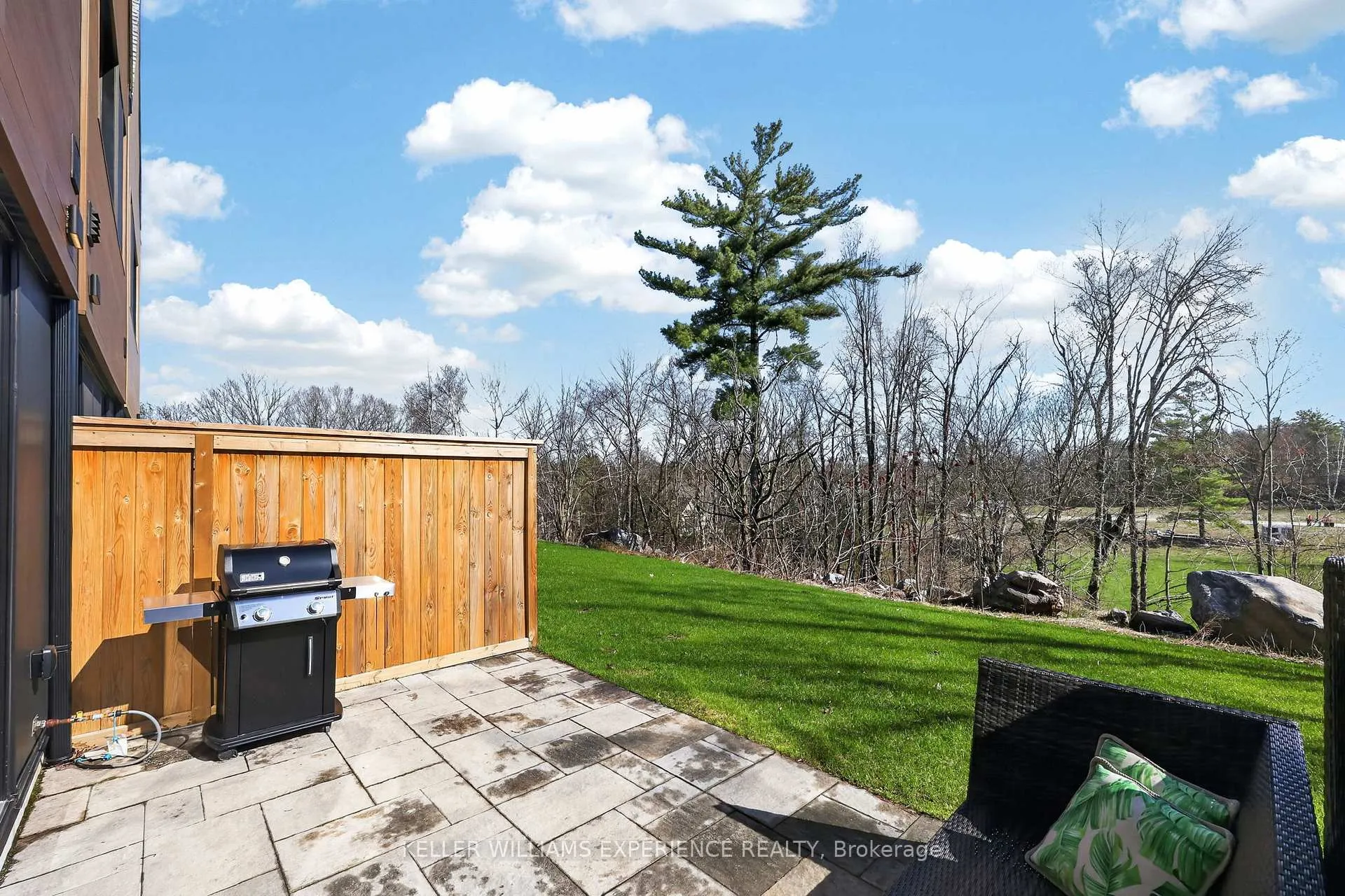 Photo 24 of 31 Rockmount Crescent, Gravenhurst, Muskoka (S) — HOMEH