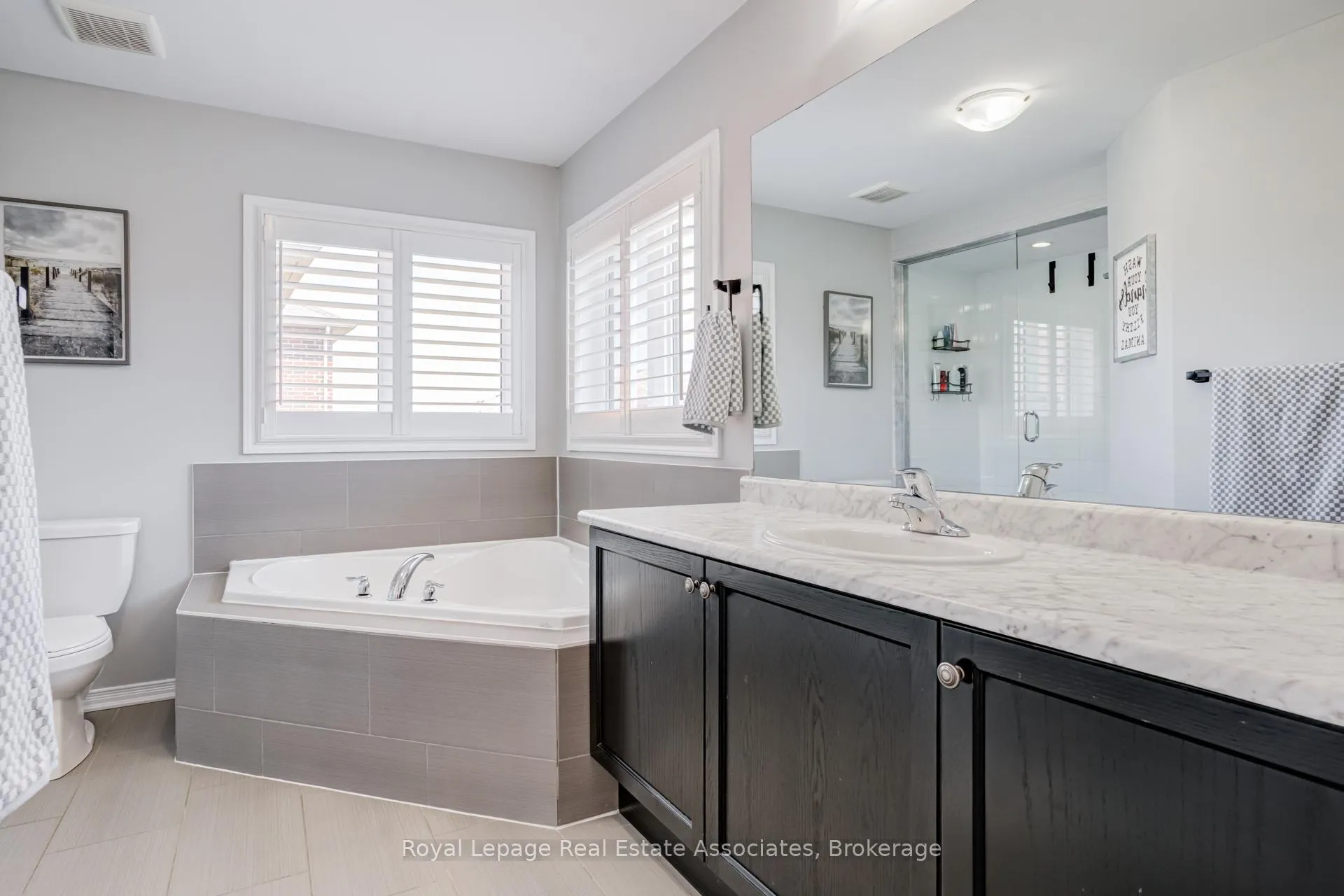 Photo 26 of 26 Patterson Drive, Haldimand — HOMEH